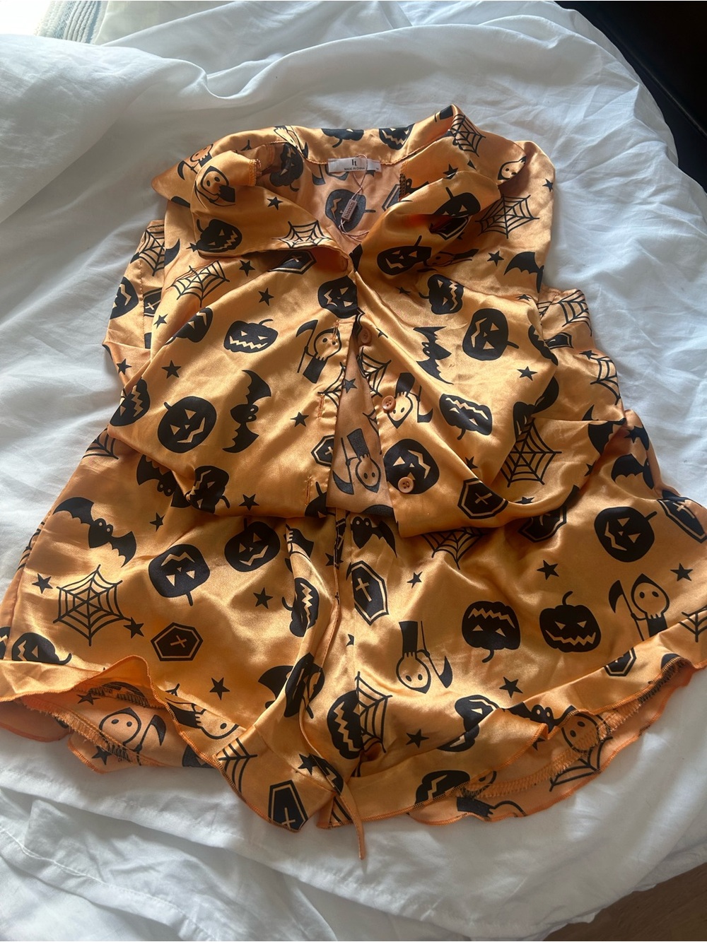 Women’s Halloween Pumpkin Print pajamas medium